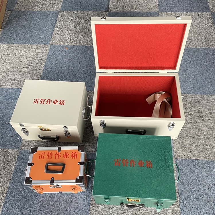鄞州爆破工程作业箱如何选择？玻璃钢与传统材质的全面对比